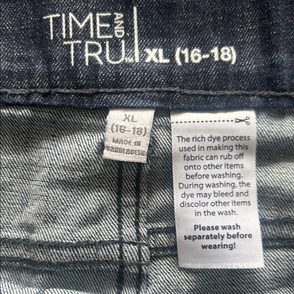 Time and Tru Dark Blue Jean Shorts - Picture 3 of 10